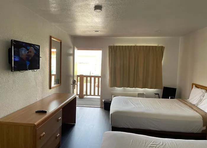 Palms Inn & Suites